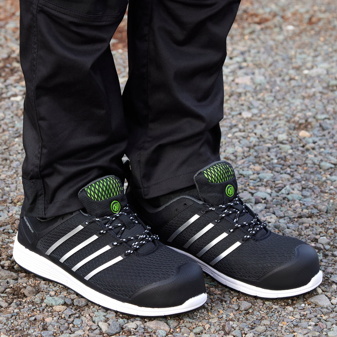 Apache Black MOTION Waterproof Safety Trainer